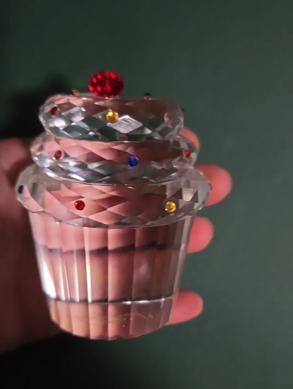 Simon Design Actual Cupcake In Heavy Crystal Multicolor Sprinkles
